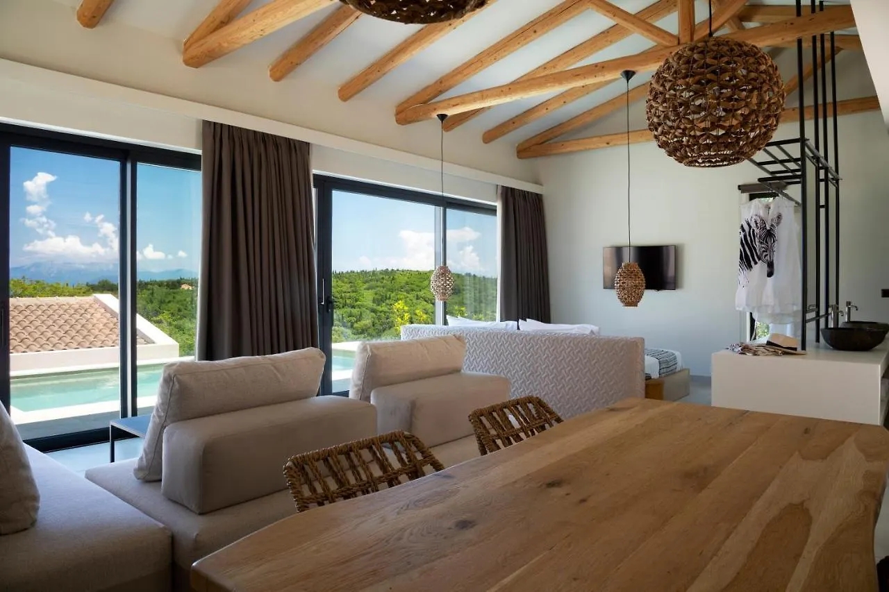 Amahle Luxury Villas Antipata