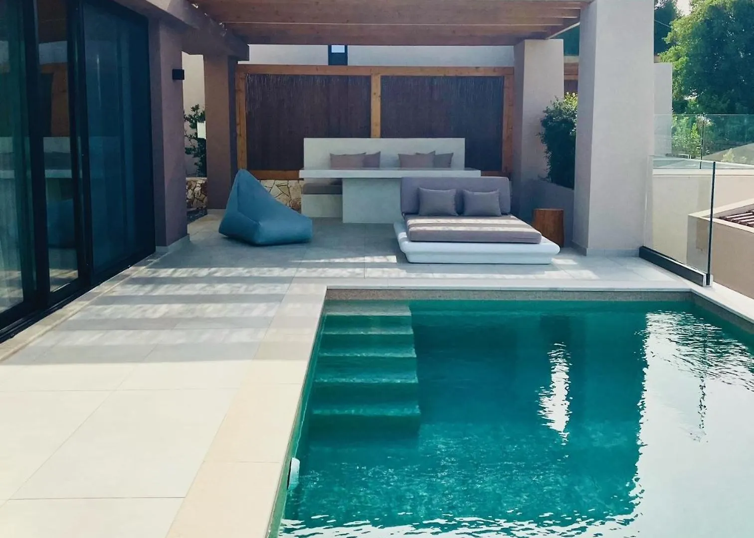 Amahle Luxury Villas Antipata